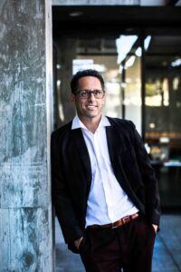 Read more about the article Noam Glick: Championing Transparency and Fairness in Employment Law